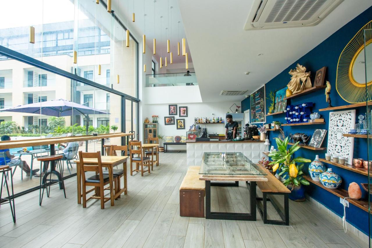 אקרה The Gallery Premier Suites מראה חיצוני תמונה