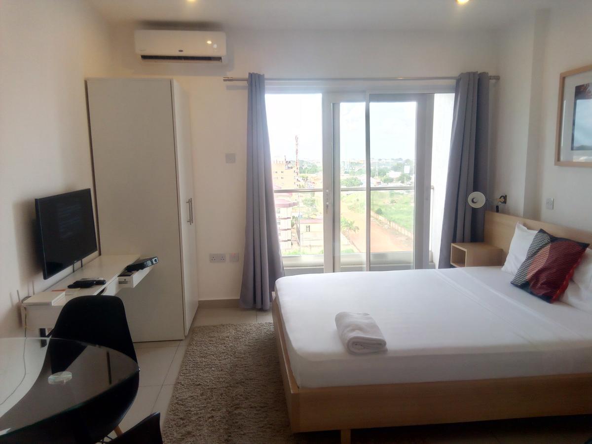 אקרה The Gallery Premier Suites מראה חיצוני תמונה