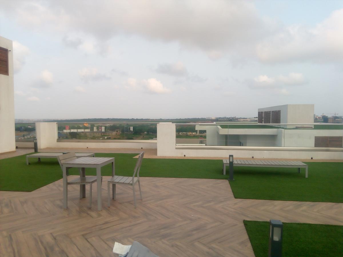 אקרה The Gallery Premier Suites מראה חיצוני תמונה