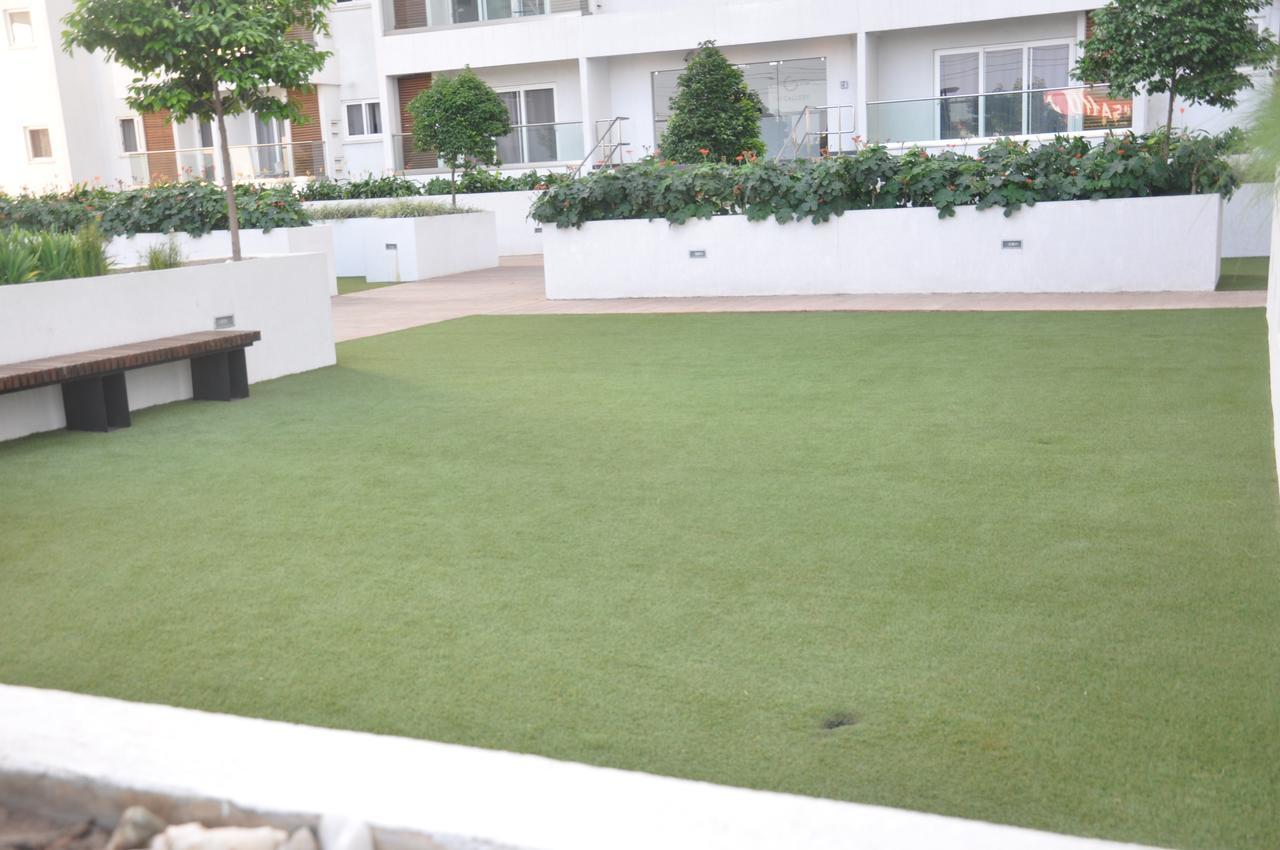 אקרה The Gallery Premier Suites מראה חיצוני תמונה