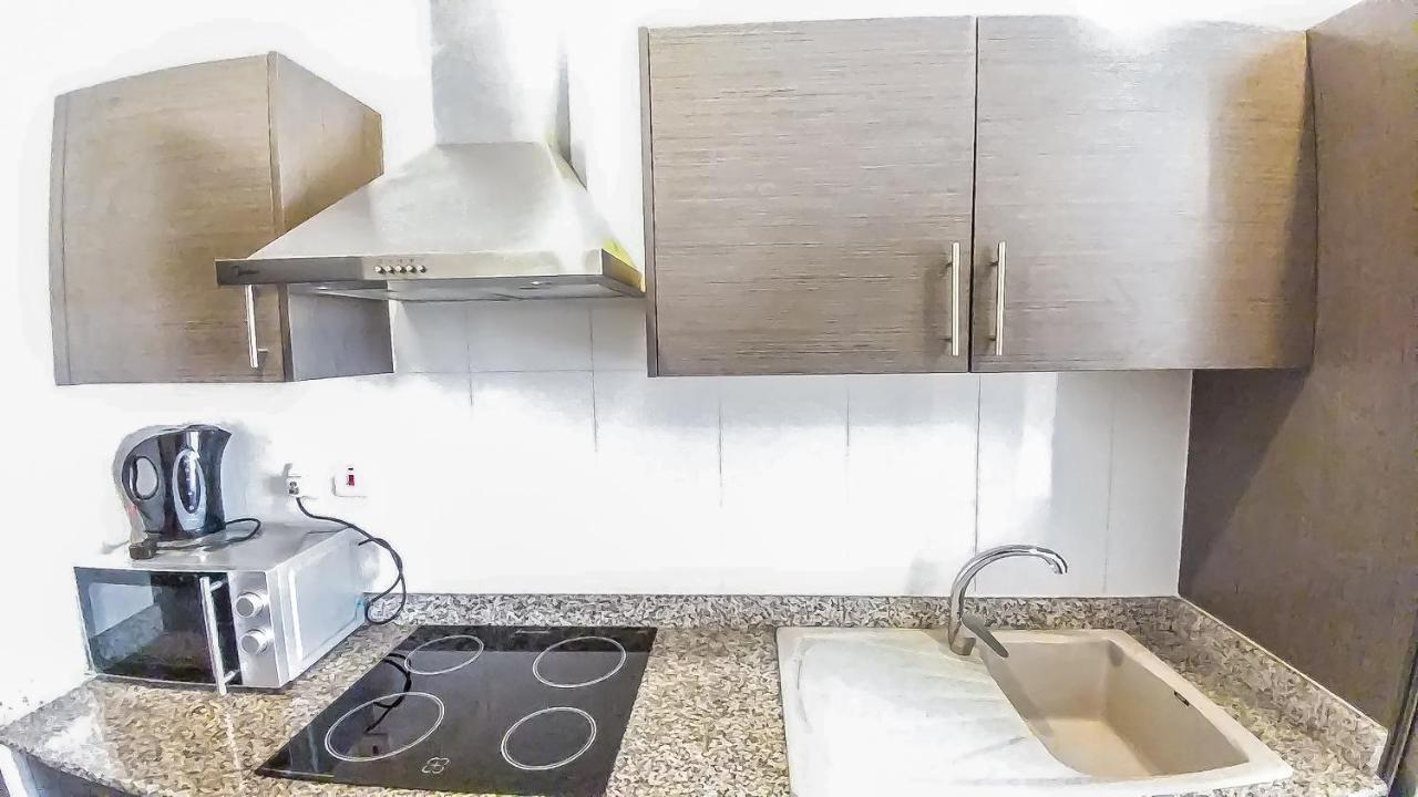 אקרה The Gallery Premier Suites מראה חיצוני תמונה